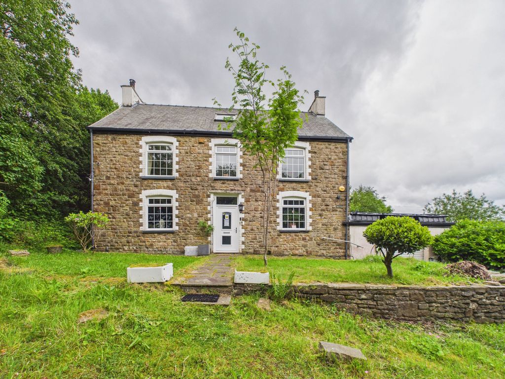 Property photo 1 of 43