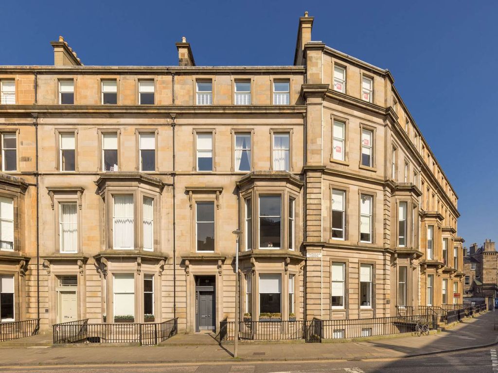 Property photo 1 of 10 57409_Drumsheughgardens_001