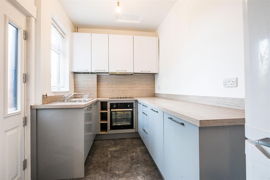 Property photo 2 of 13 _W179893.Jpg