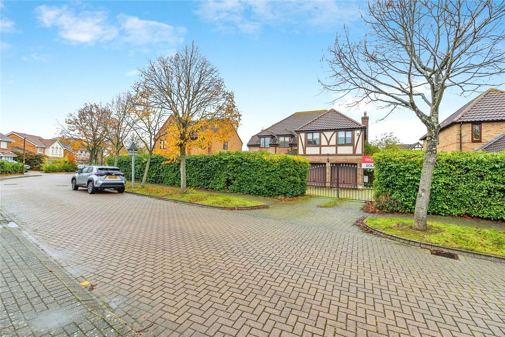 Property photo 1 of 18 Photography