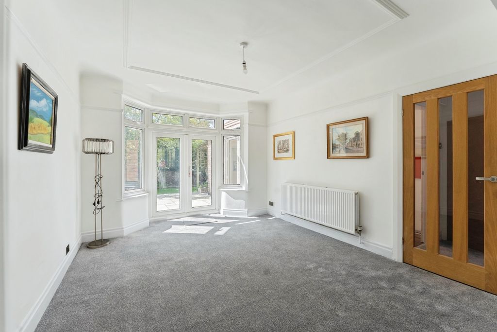 Property photo 2 of 22 Pbox-Img.Jpg