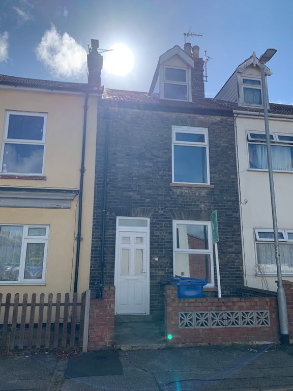 Property photo 1 of 38