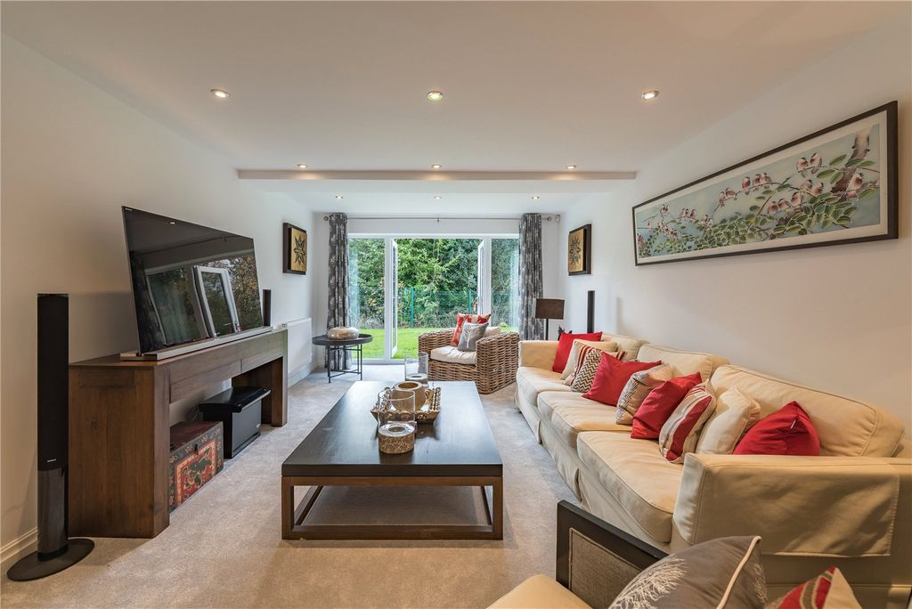 Property photo 3 of 14 Reception Room