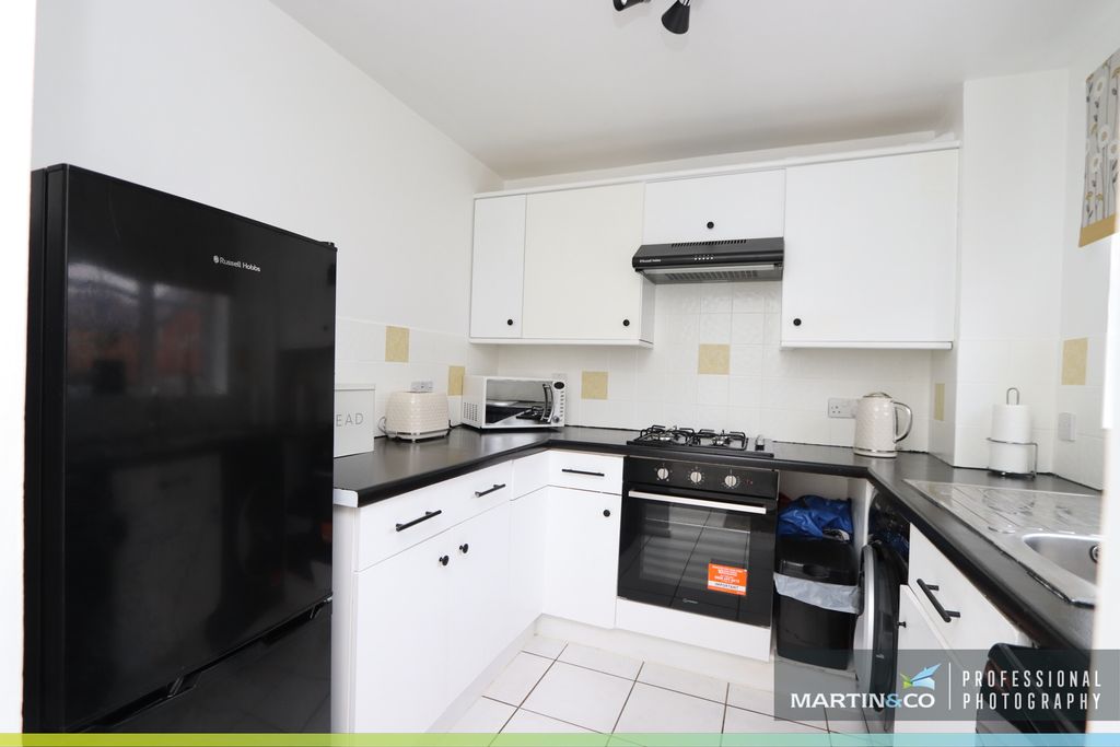 Property photo 2 of 15 Img_0860