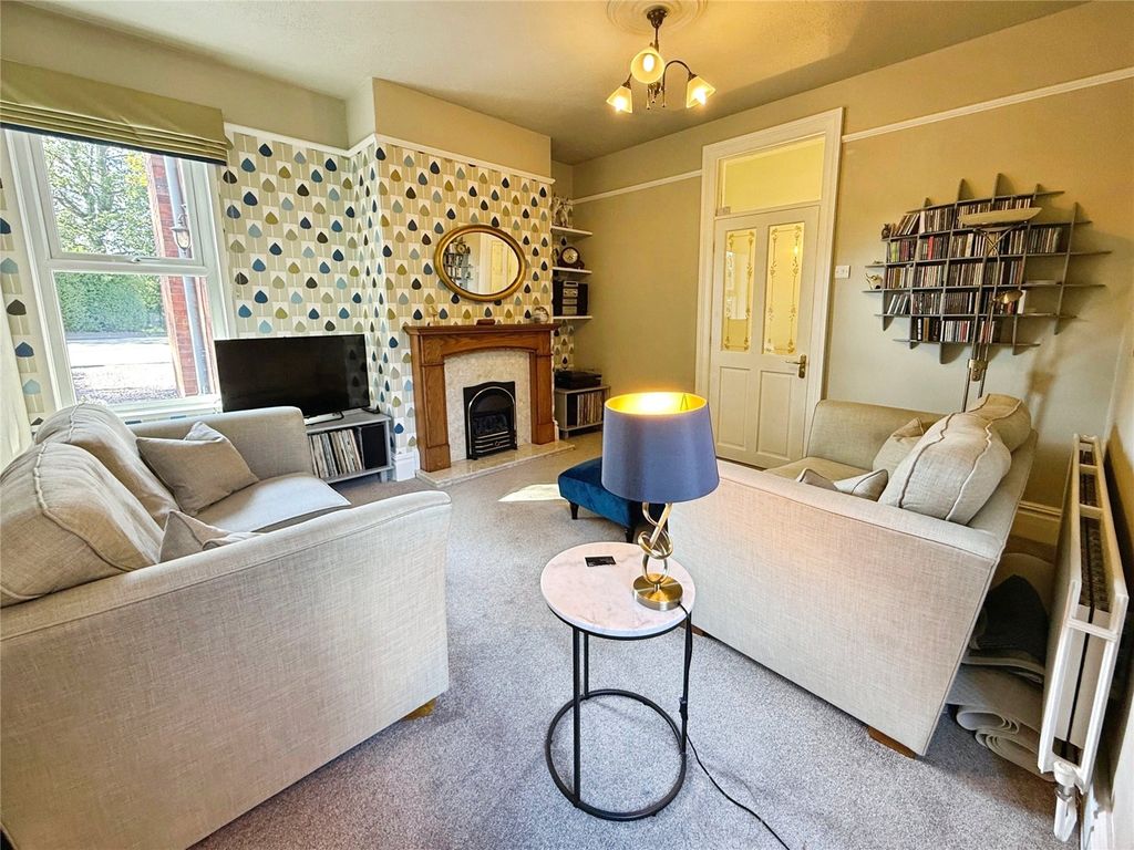 Property photo 3 of 24 Snug/Sitting Room