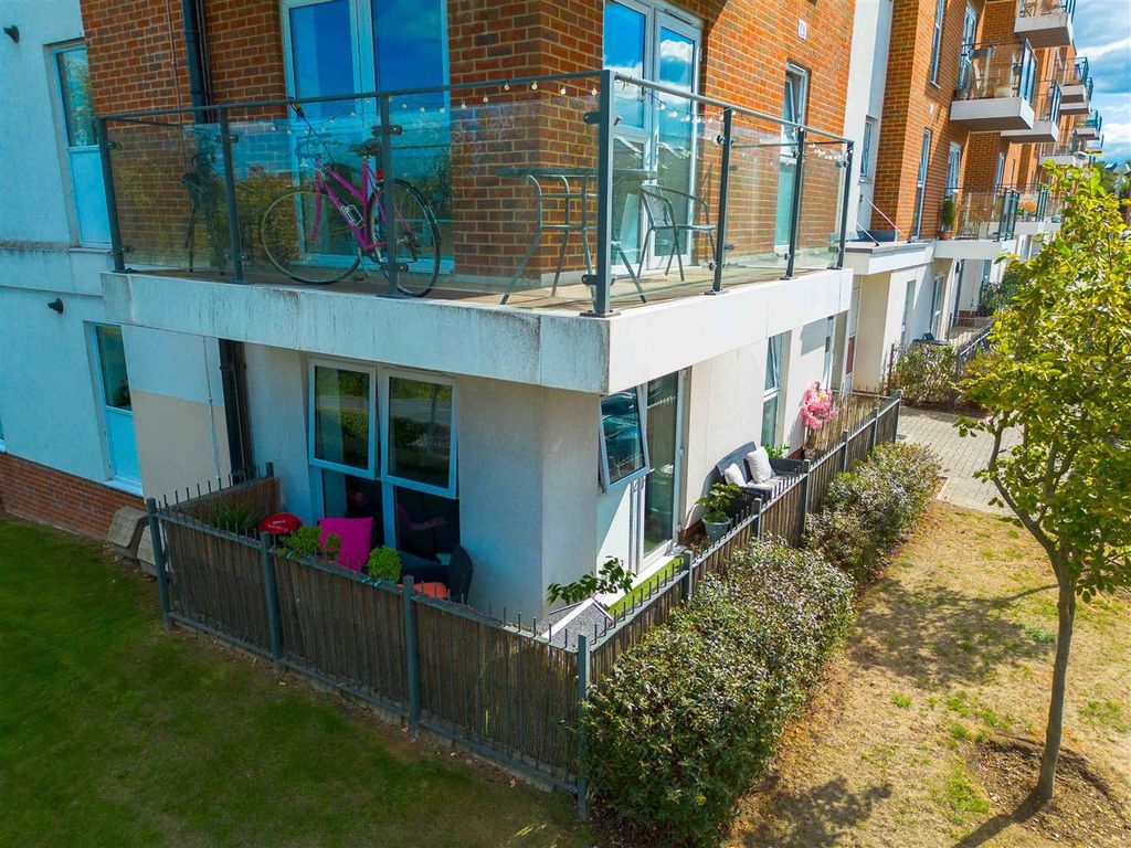 Property photo 2 of 15 Dji_0124.Jpg
