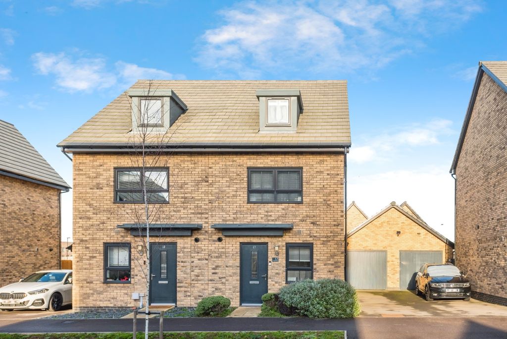 Property photo 2 of 20 Pbox-Img.Jpg