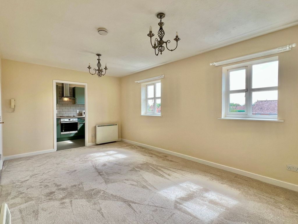 Property photo 3 of 13