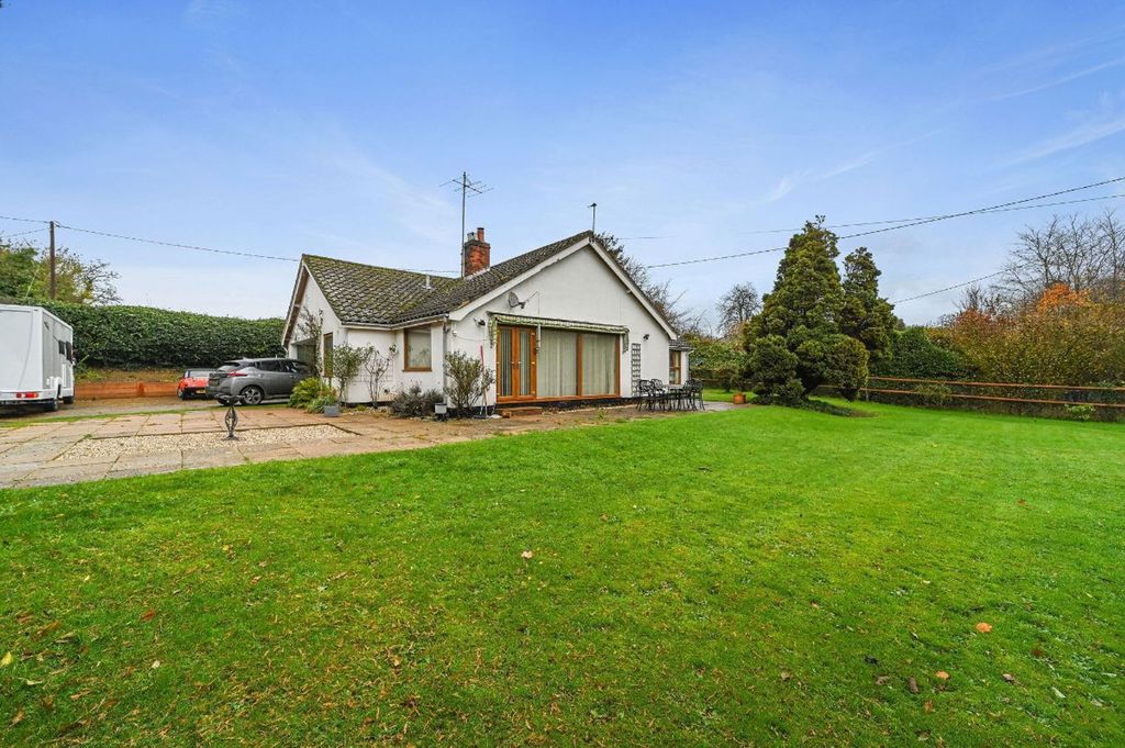 Property photo 2 of 22