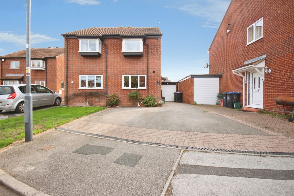 Property photo 1 of 12 Pbox-Img.Jpg