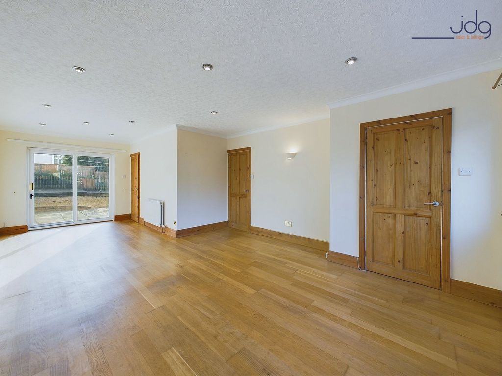 Property photo 2 of 12 Open Plan Living Accommodation