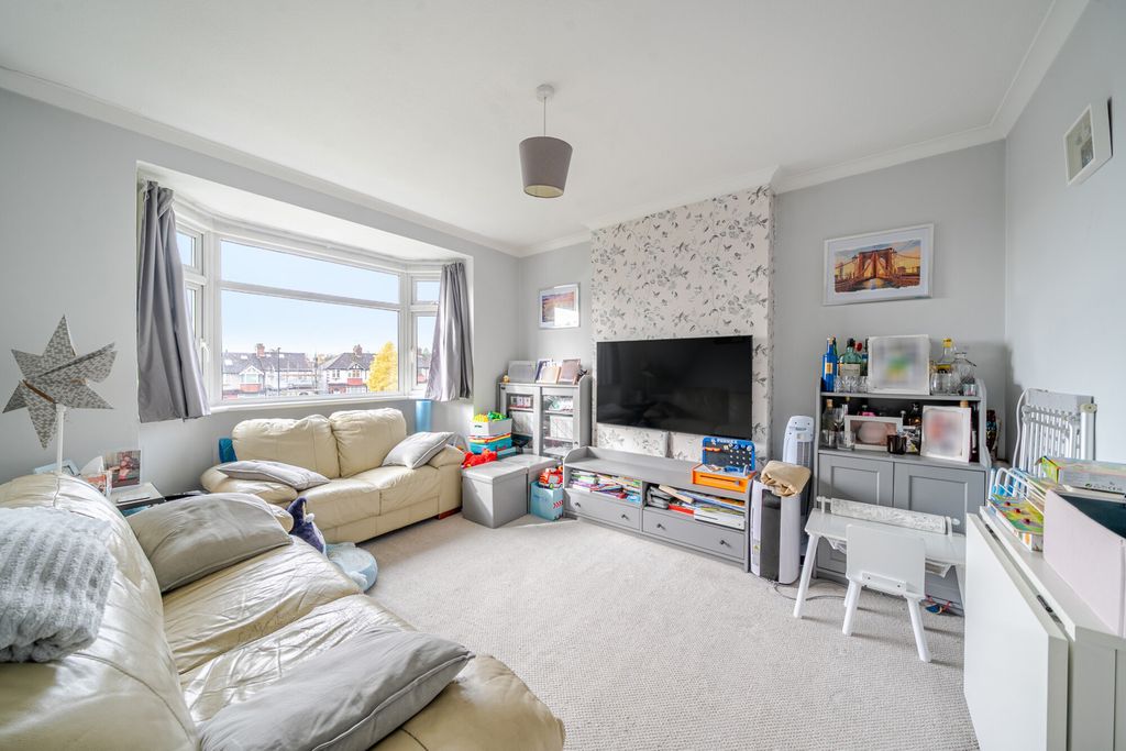 Property photo 2 of 20 1369716-11-68F614...