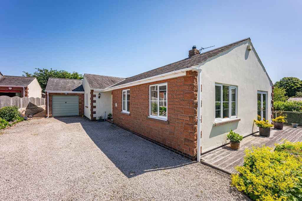 Property photo 1 of 24