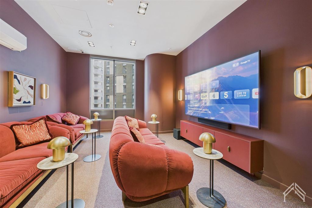 Property photo 2 of 22 19.Jpg