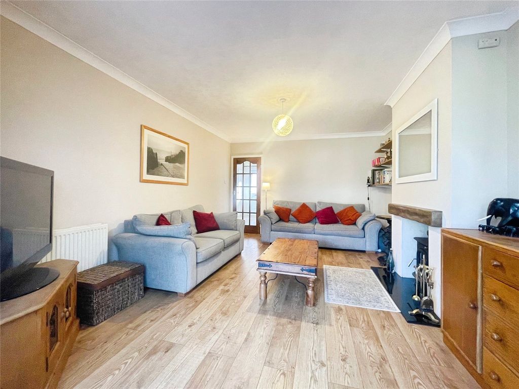 Property photo 3 of 18 Picture No. 06