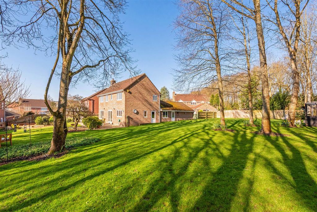 Property photo 2 of 26 Sketch_Ph7_6464030.Jpg