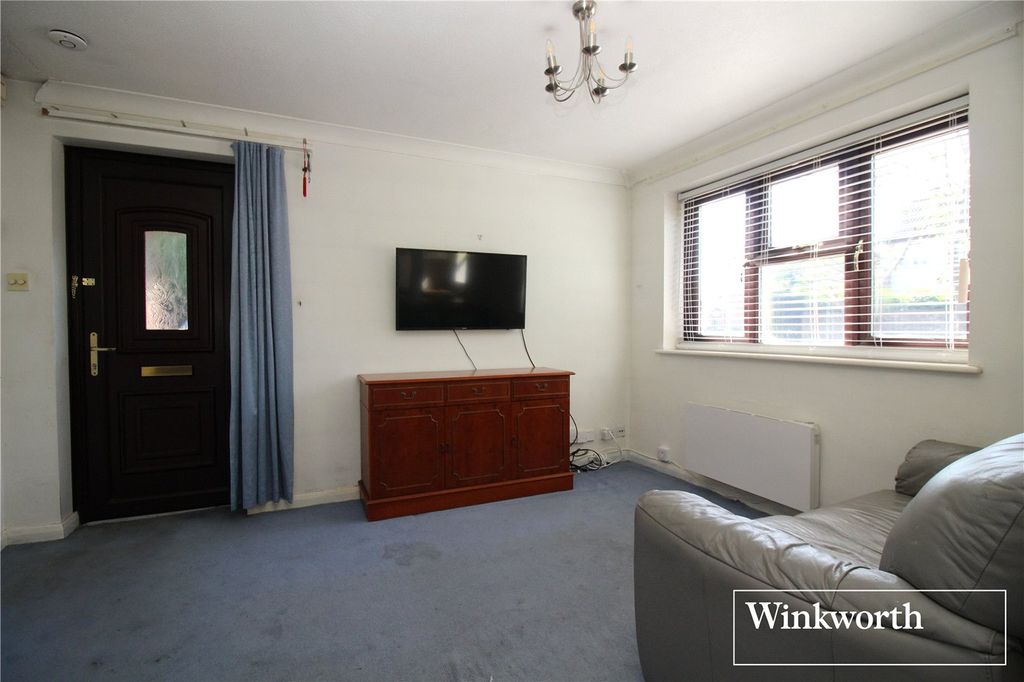 Property photo 2 of 12 Picture No. 11