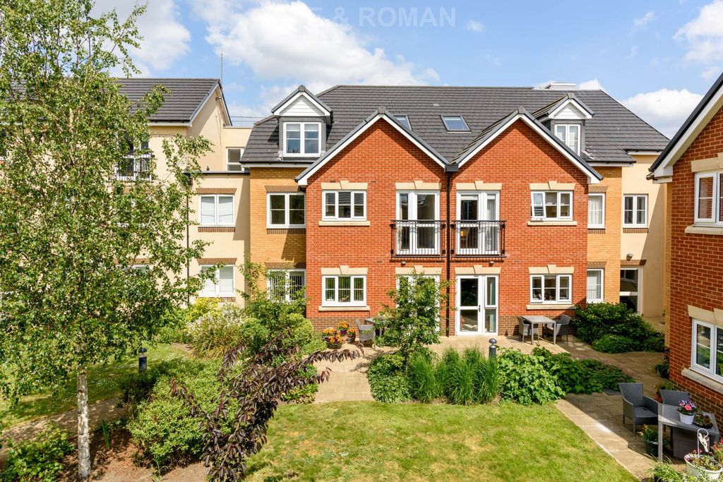 Property photo 1 of 16