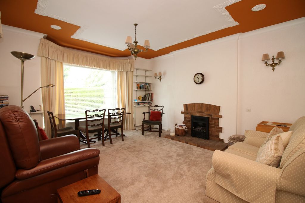 Property photo 3 of 39