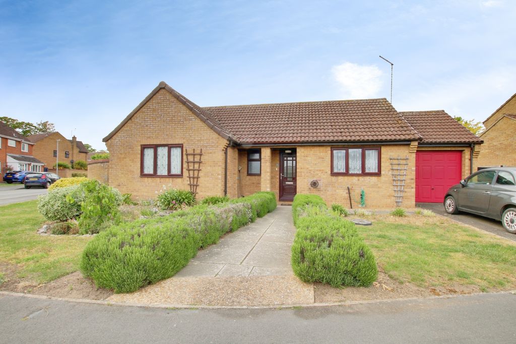 Property photo 1 of 11