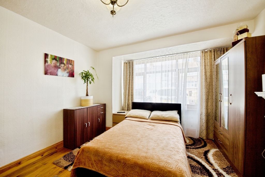 Property photo 3 of 16 Pbox-Img.Jpg