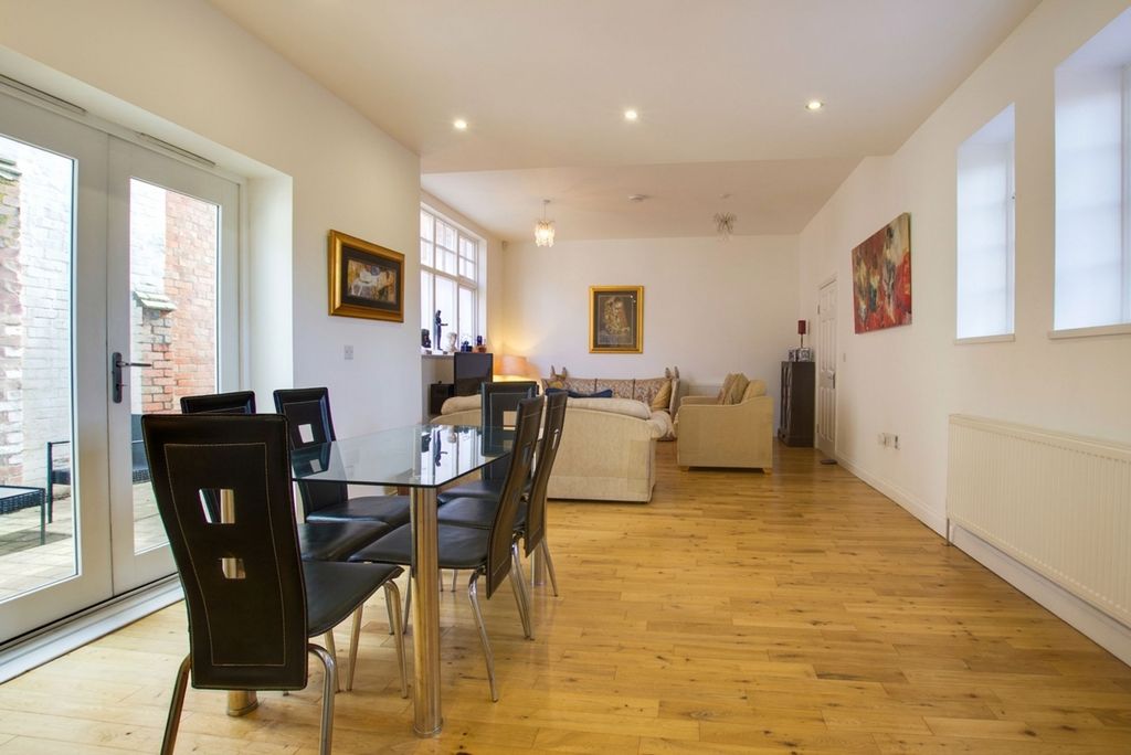 Additional image 9 of 5 bed semi-detached house for saleKnighton Road, Leicester LE2