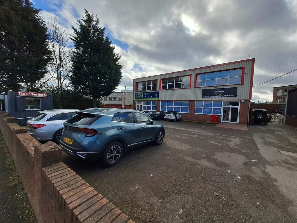 Property photo 2 of 9 1000020399.Jpg