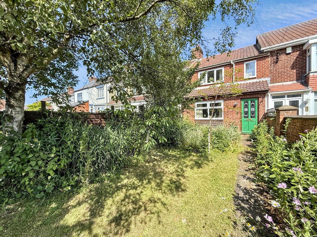 Property photo 1 of 27