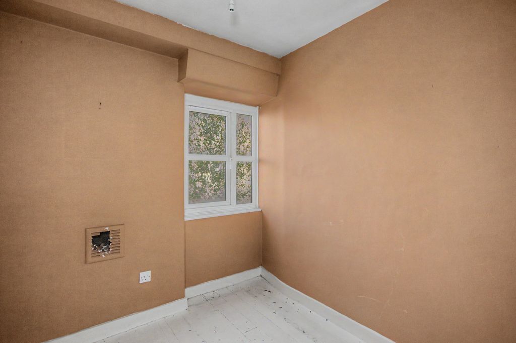 Property photo 3 of 9 Flat 60A, St Marys, Doric Way, Somers Town, London, Nw1 1Lb