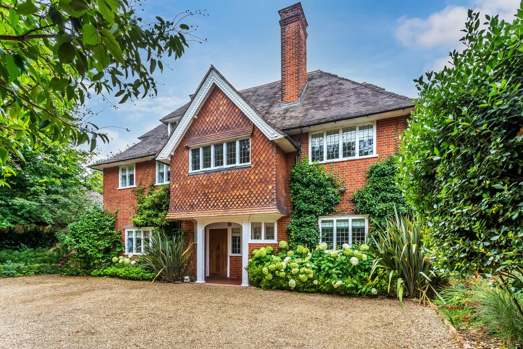 Horsell Castle Road, Horsell, Woking GU21, 6 bed detached house for sale, £ ...