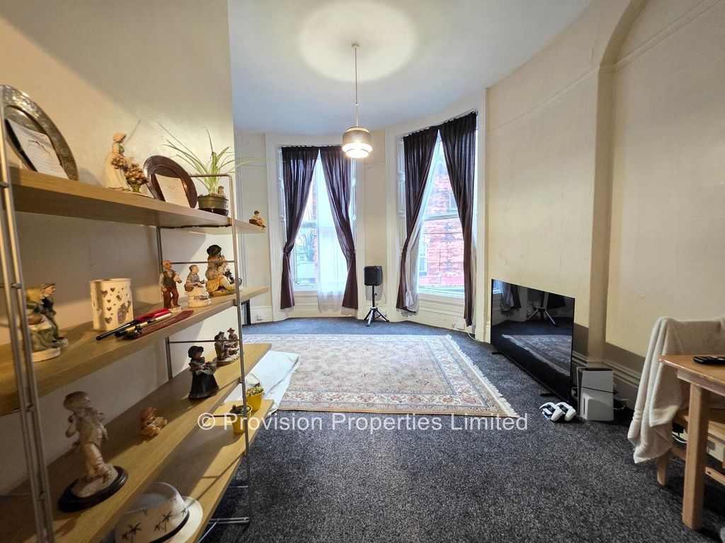 Property photo 1 of 7 Photo