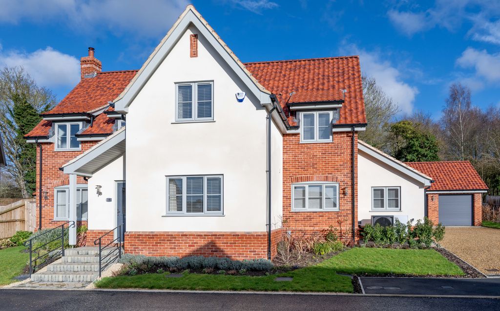 Property photo 1 of 33 Dsc_4046