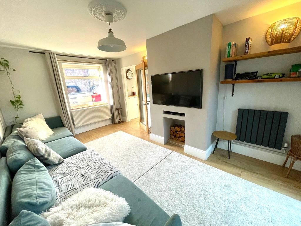 Property photo 2 of 30