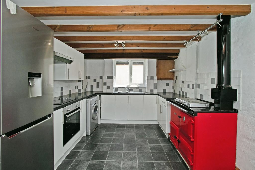 Property photo 3 of 16 Pbox-Img.Jpg