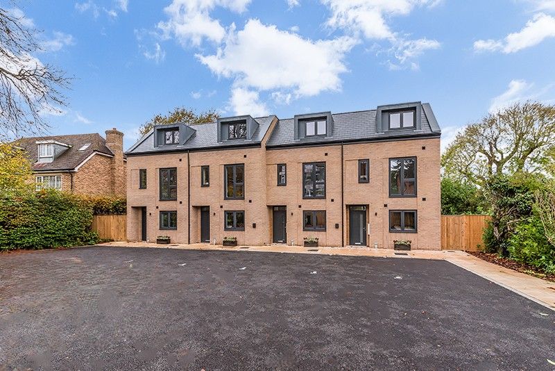 Property photo 1 of 12 External