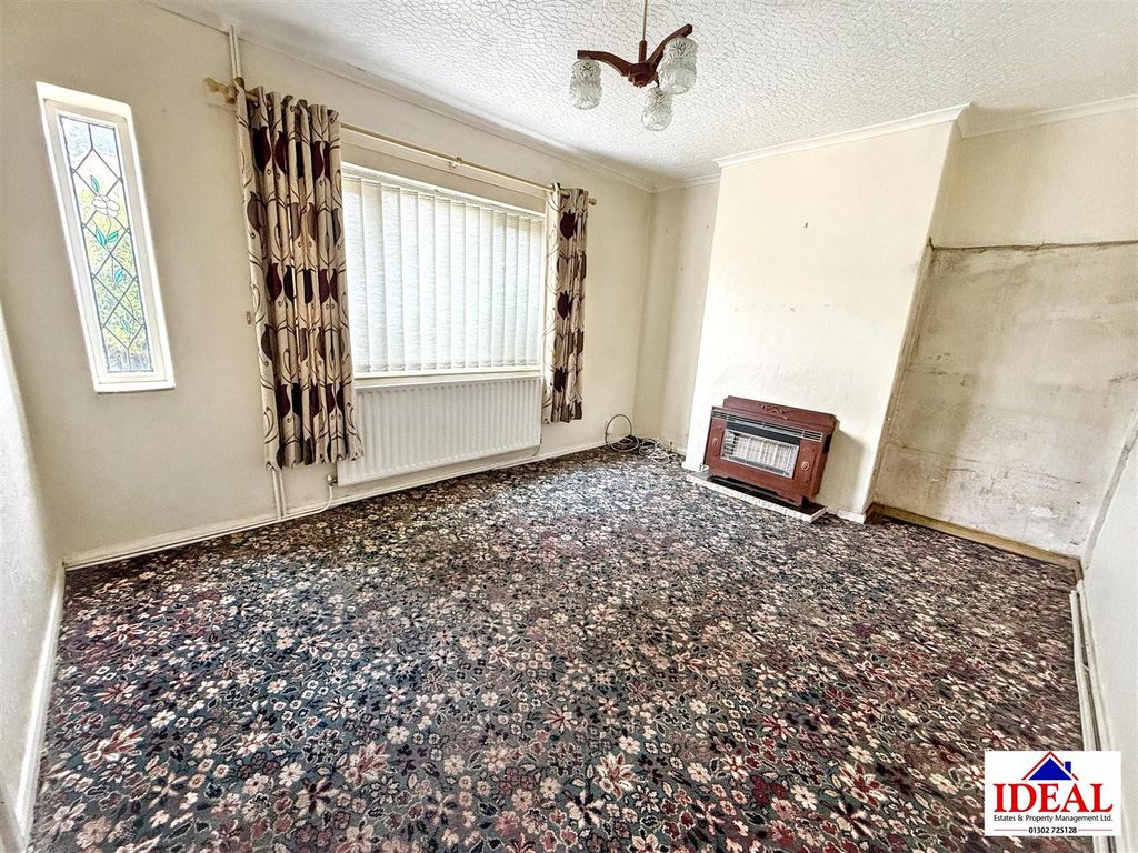 Property photo 3 of 19 Image00019.Jpg