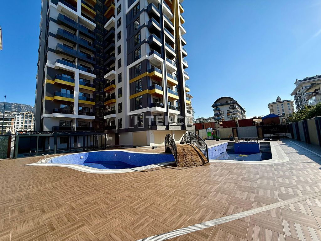 Property photo 2 of 13