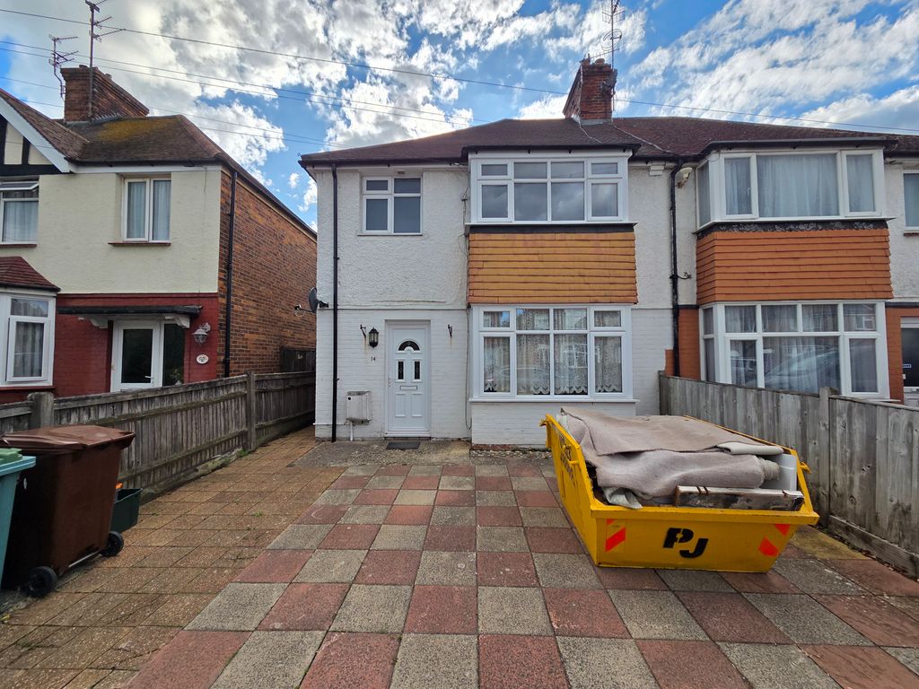 Property photo 1 of 20