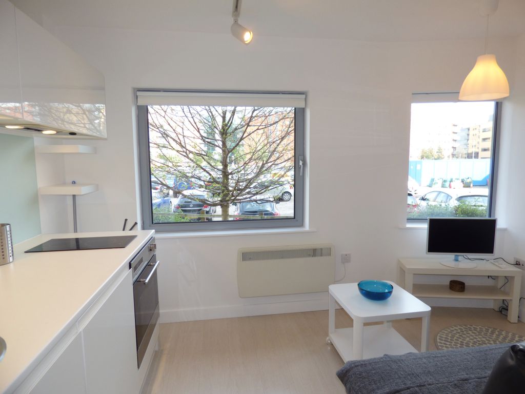 Property photo 2 of 8