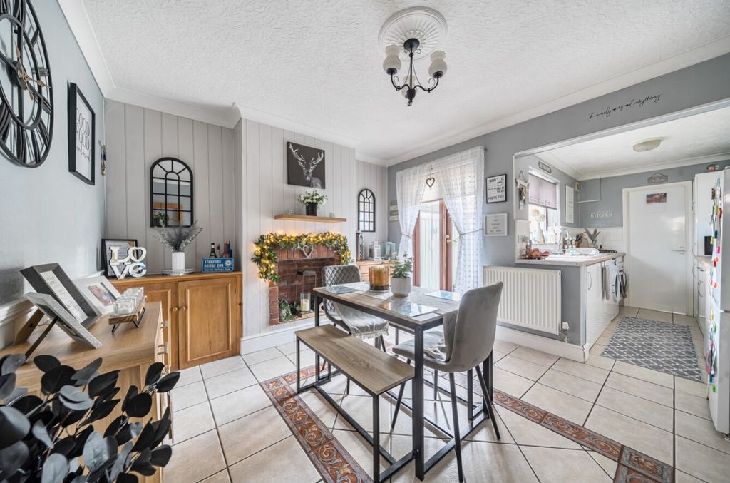 Property photo 3 of 22 1418789-12-699c2Fa08F904