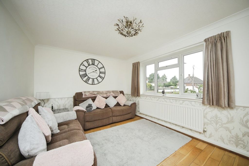 Property photo 3 of 23