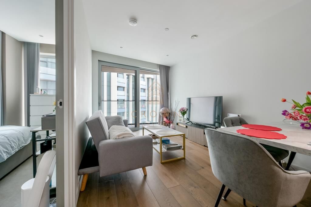 Property photo 2 of 18 Cutter Lane 2, 504-11.Jpg