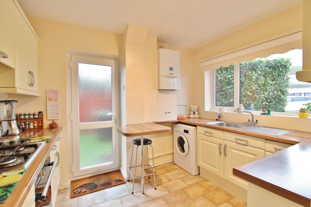 Property photo 3 of 20