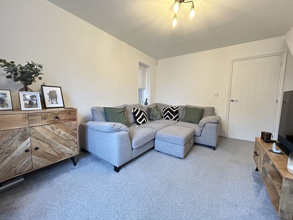 Property photo 2 of 14 Img_4818