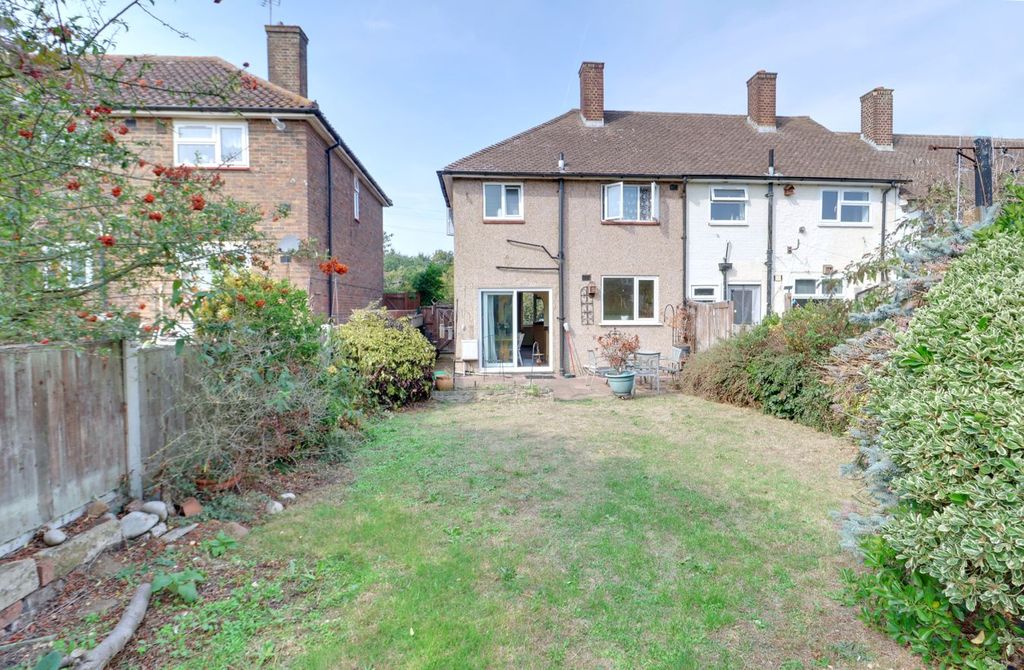 Property photo 2 of 17