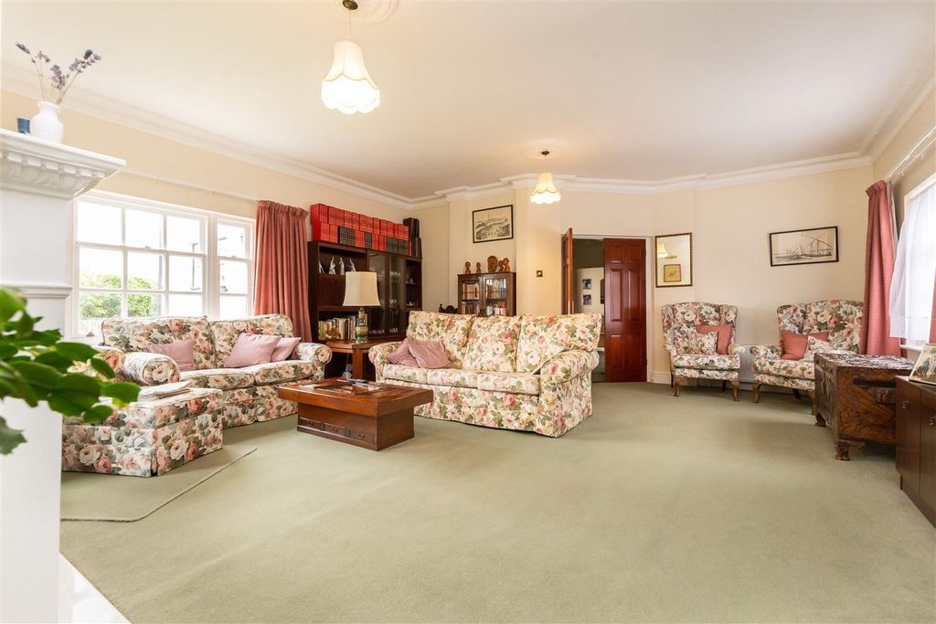 Property photo 3 of 39 Rectory House (38).Jpg