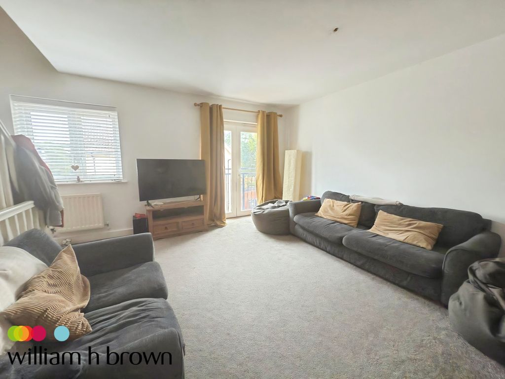 Property photo 3 of 8 View