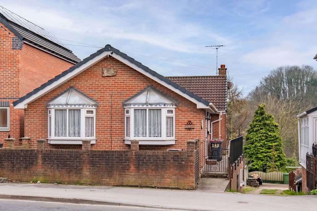 Property photo 1 of 35