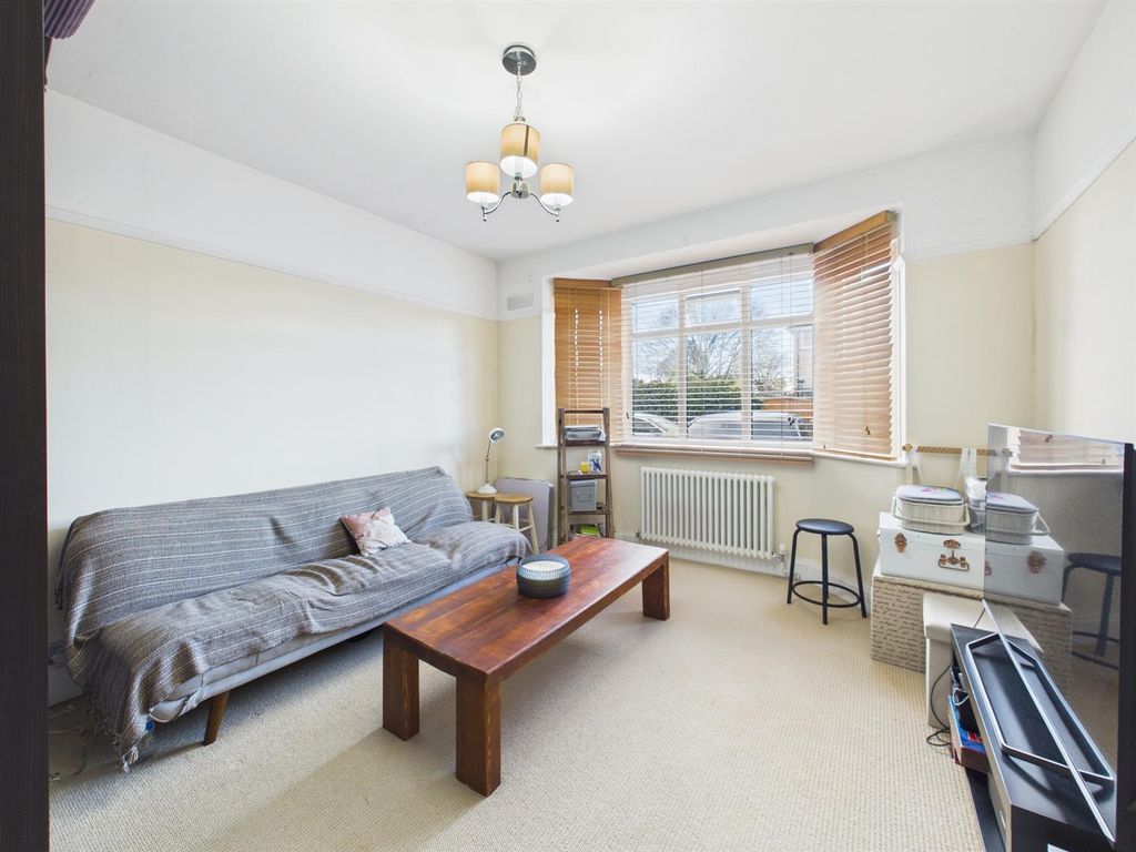 Property photo 2 of 7 Cam05080G0-Pr0283-Still003.Jpg