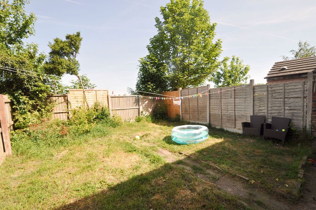 Property photo 3 of 16
